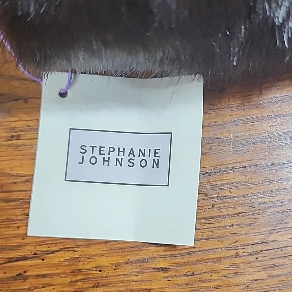 NWT Stephanie Johnson Faux Fur And Rhinestone Make Up Or Jewelry Zippered Bag